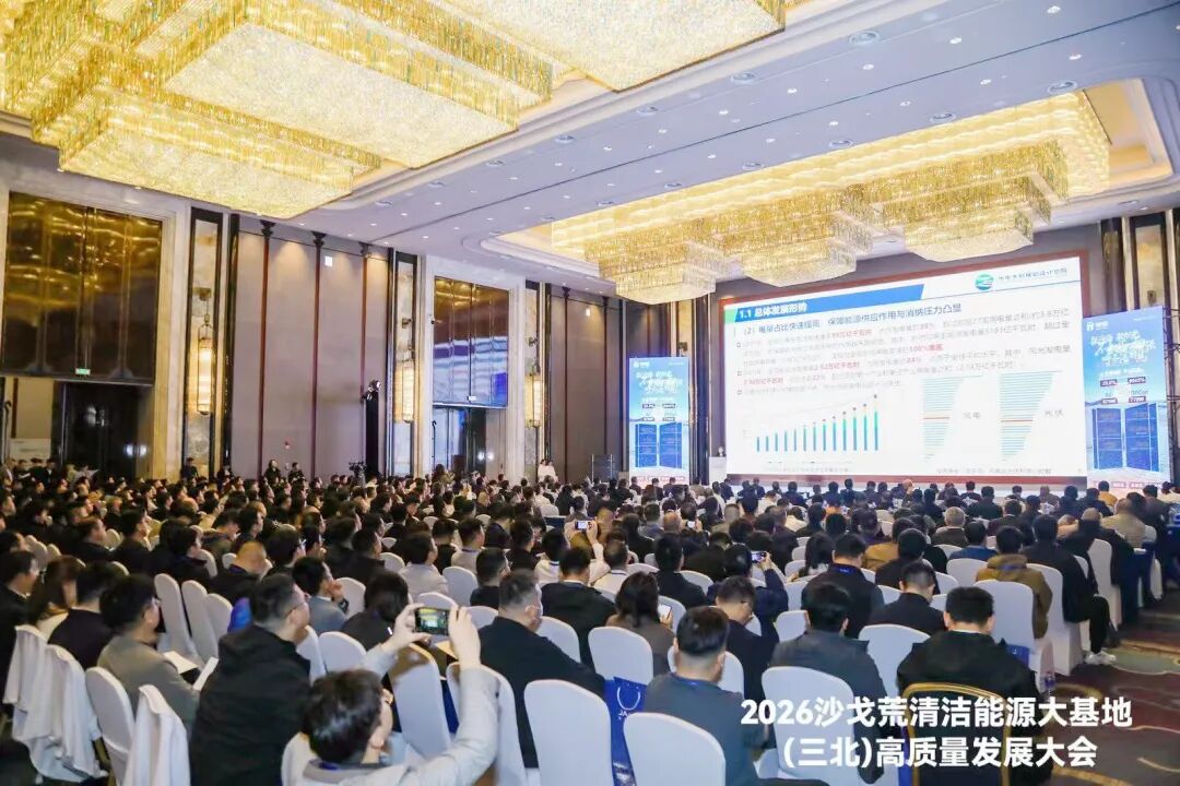 六交六直，千亿投资，外送能力达到9600万千瓦……从能源基地到绿电航母，内蒙古新能源“十五五”这样干