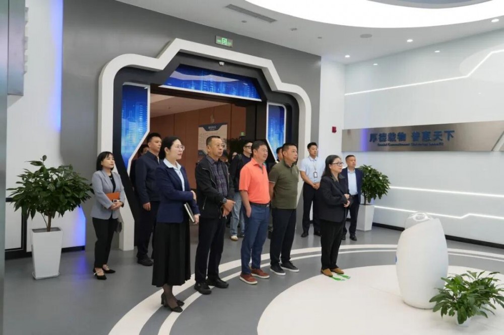 美国加州氢能考察团与厚普股份签署合作谅解备忘录，共谋氢能发展