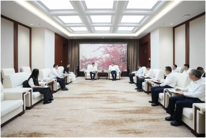中国华能集团董事长温枢刚会见宇树科技创始人王兴兴