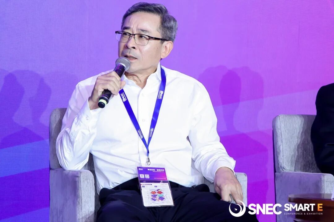 董事长陈永存出席全球绿色能源领袖对话，共话产业新未来