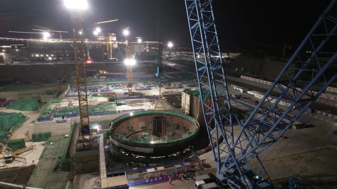 徐大堡核电站1号机组反应堆厂房CA04模块顺利吊装就位