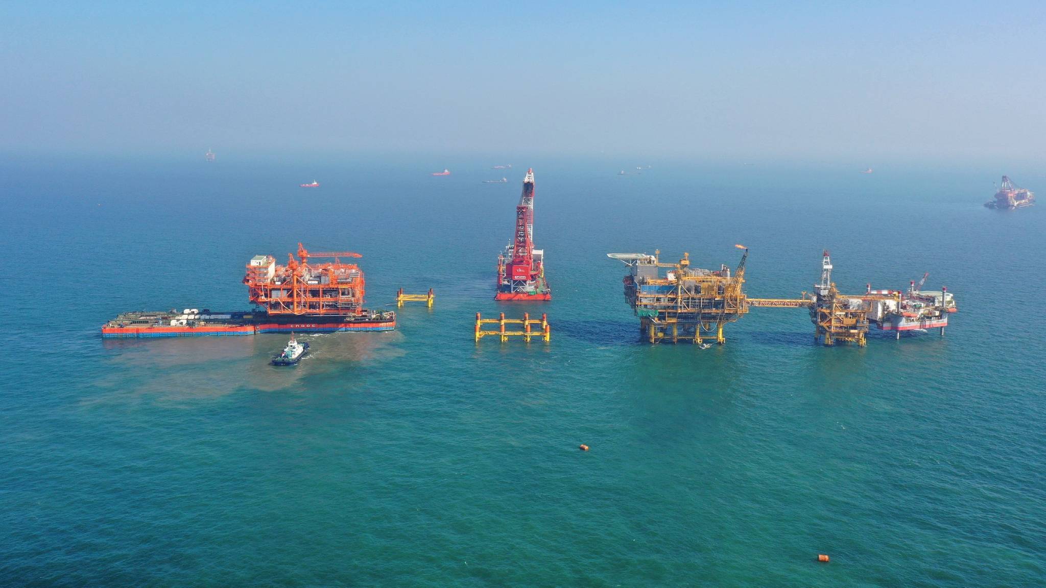 渤海亿吨级油田开发建设启动