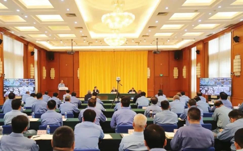 曲宏亮任北京燕山石油化工董事长、党委书记