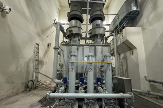 玛尔挡水电站4号机组主变压器完成交接试验