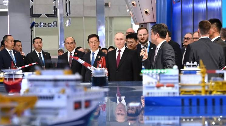 普京：俄方参与的中国新的原子能机组建设工作如期进行