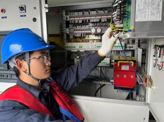 三峡能源单日发电量突破3亿千瓦时