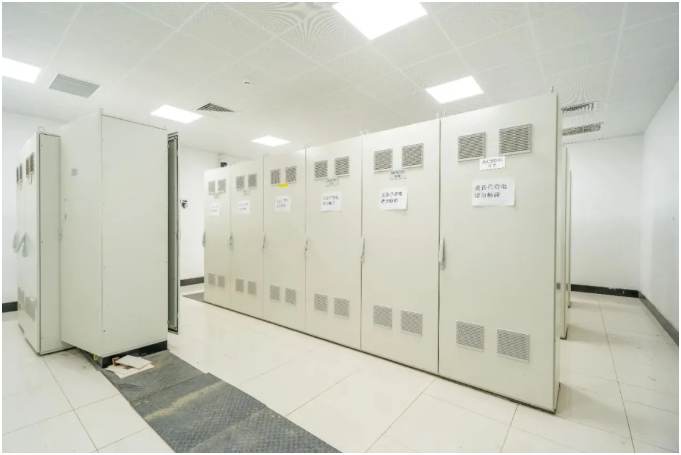 突破“卡脖子”技术 自主可控TCS进入推广应用阶段