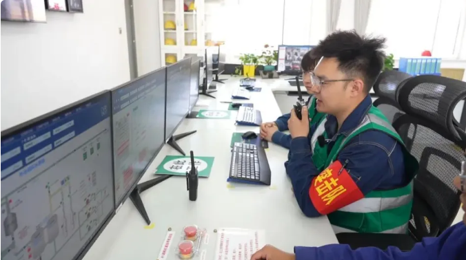 内蒙古电网首台调相机并网成功