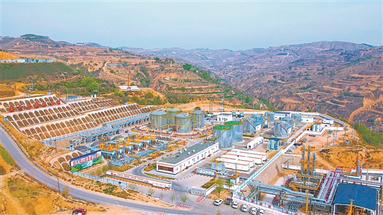 长庆油田：勇当“柱石” 夺油争气