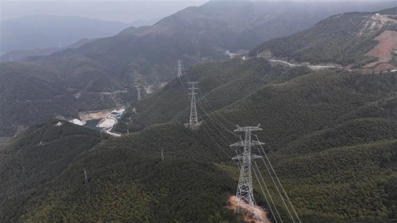 宁海抽水蓄能电站-明州500千伏线路工程启动投运