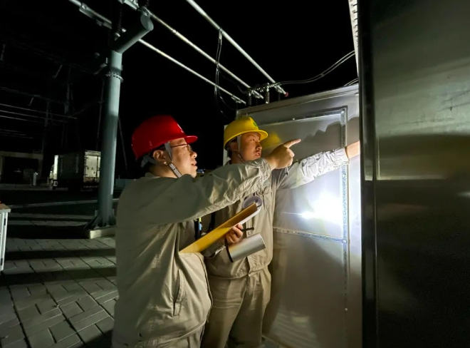 内蒙古克仁珠500千伏变电站迎来“首检”