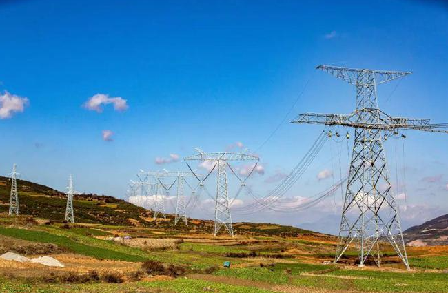 建成全球首个混合级联特高压直流工程