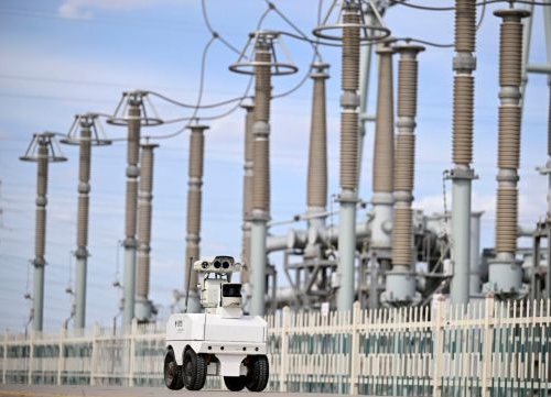 智能巡检 护航电网迎峰度夏