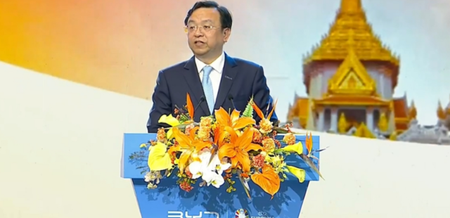 比亚迪首个海外乘用车工厂峻工! 第800万辆新能源车下线! 