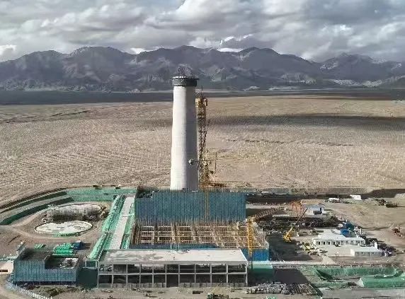 吸热塔浇筑高度破百米！中广核德令哈塔式光热项目建设进度刷新