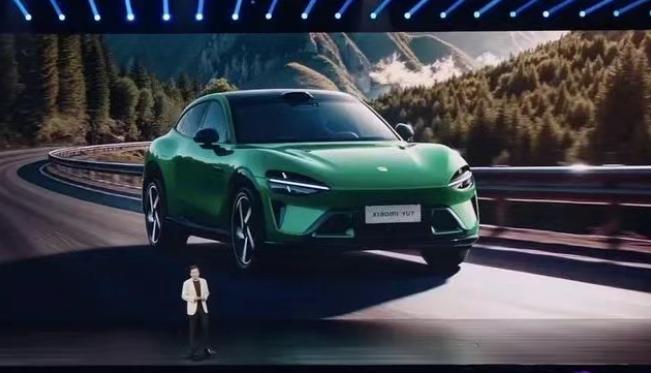 小米YU7正式亮相