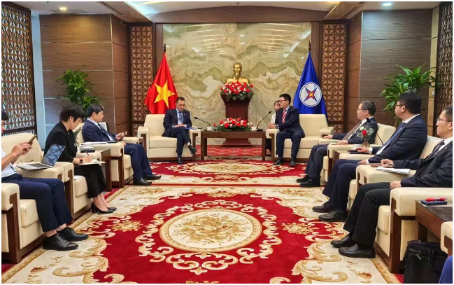 上海电气与越南电力集团共谋能源合作新机遇