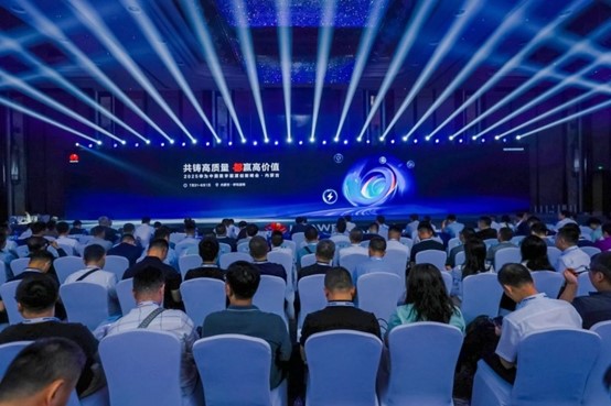 共铸高质量 智赢高价值 | 2025华为中国数字能源创新峰会·内蒙古成功举办