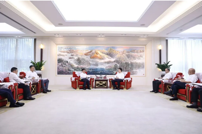 中国能建葛洲坝集团与成都市深化合作