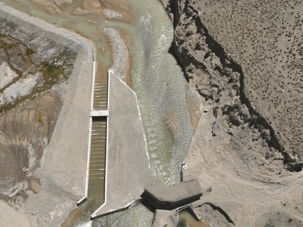 青海羊曲水电站巴沟河鱼类栖息地保护修复项目通过合同完工验收