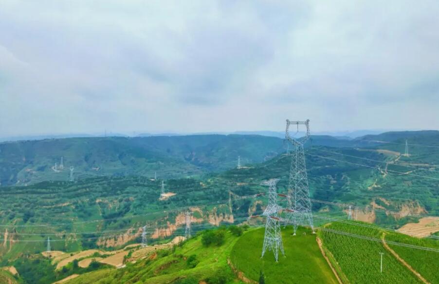 甘肃陇东直流配套新能源330千伏送出工程（庆阳）正式投运