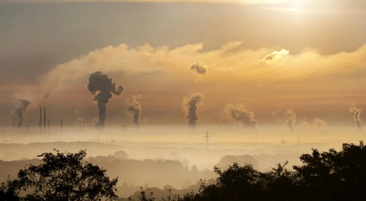 全球光伏电站装机容量加速扩张