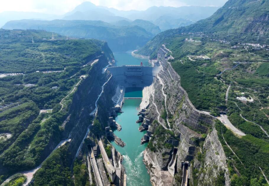 溪洛渡水电站实现机器人廊道巡检全覆盖