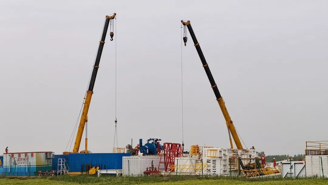 中石化江汉石油工程公司持续攻坚生产高峰，月均搬迁井次实现翻倍增长