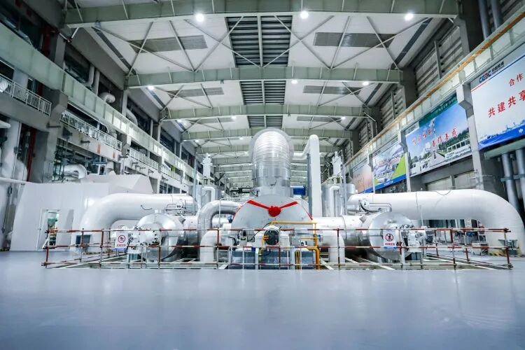 甘肃电投张掖发电公司2×1000兆瓦燃煤机组扩建项目4号机组首次并网一次成功