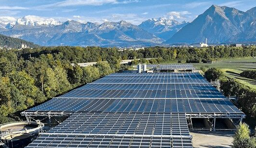 瑞士图恩湖污水处理厂启用光伏折叠屋顶系统