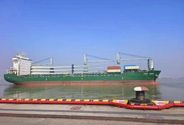 阿曼Duqm 57.6兆瓦风电项目首批风力发电机组发运