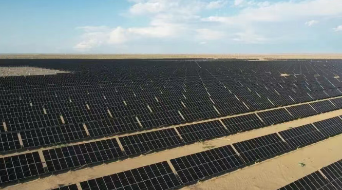 申能和布克赛尔200万千瓦光伏项目竣工投产