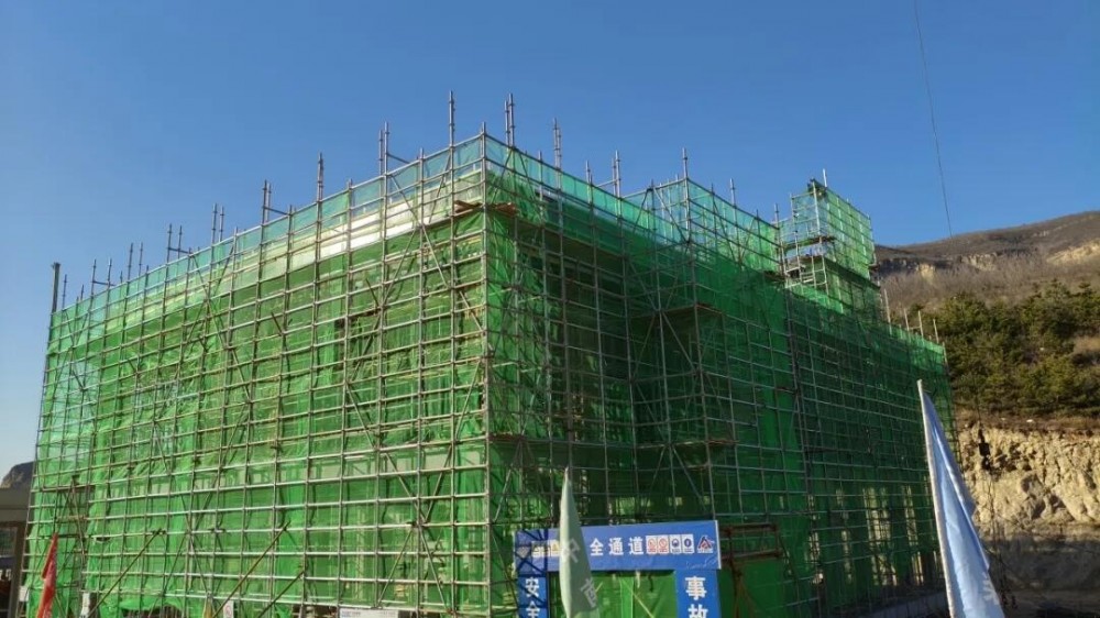 中能建石家庄鹿泉区光伏制氢及氢能配套产业项目正式完成封顶节点