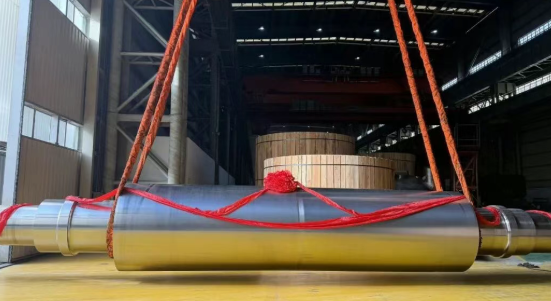 全球最大容量，上重铸锻公司350Mvar调相机转子完工