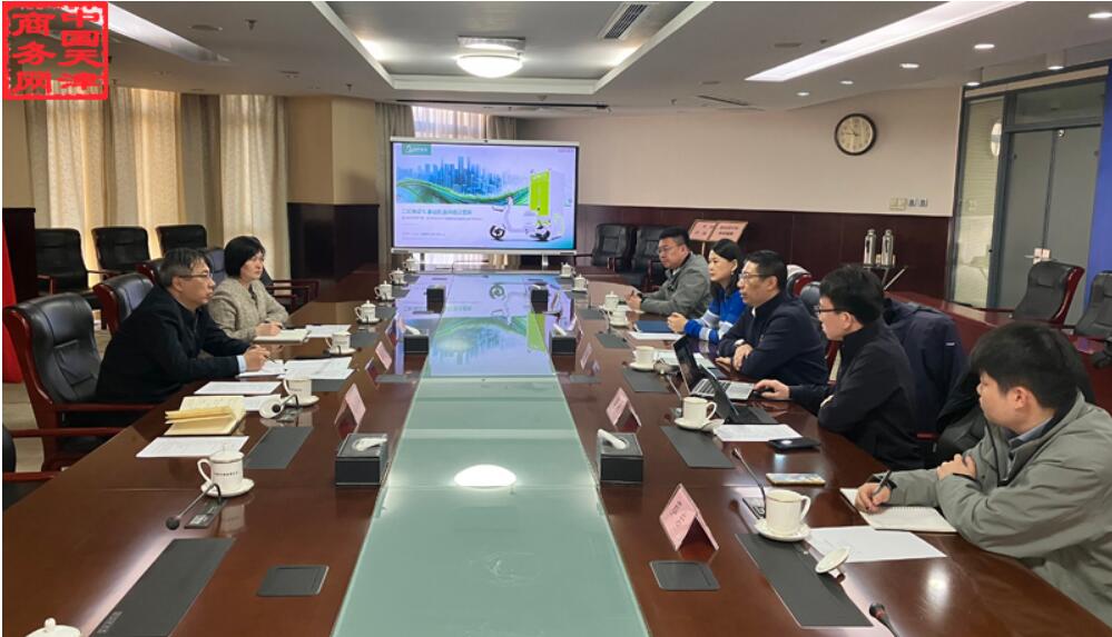 天津市商务局分管领导会见宁德时代政府公共事务总监刘毅先生一行