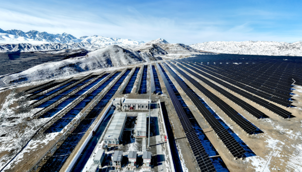 新疆首个高海拔煤矿光伏项目全容量并网