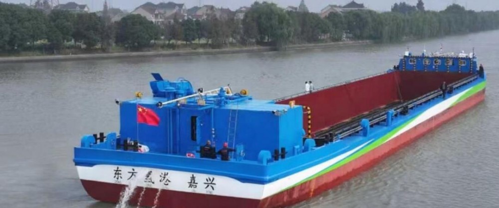 联和氢能助推全国首艘内河64TEU氢能集装箱船舶正式完工！