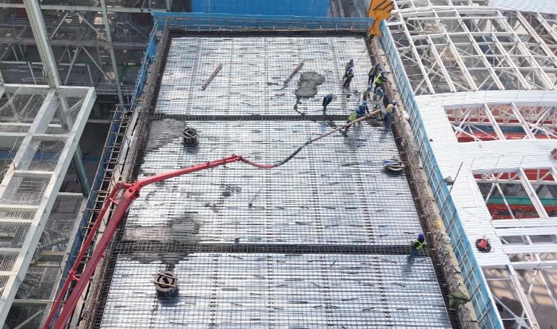 河南永城项目2号机组主厂房除氧煤仓间顺利封顶