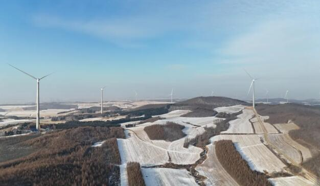 七台河西区风电项目实现首台风机并网发电