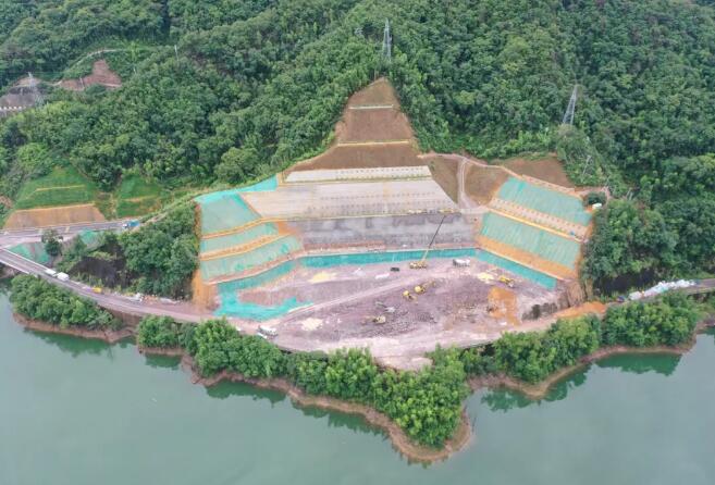 江西洪屏抽水蓄能电站二期主变洞第二层开挖完成