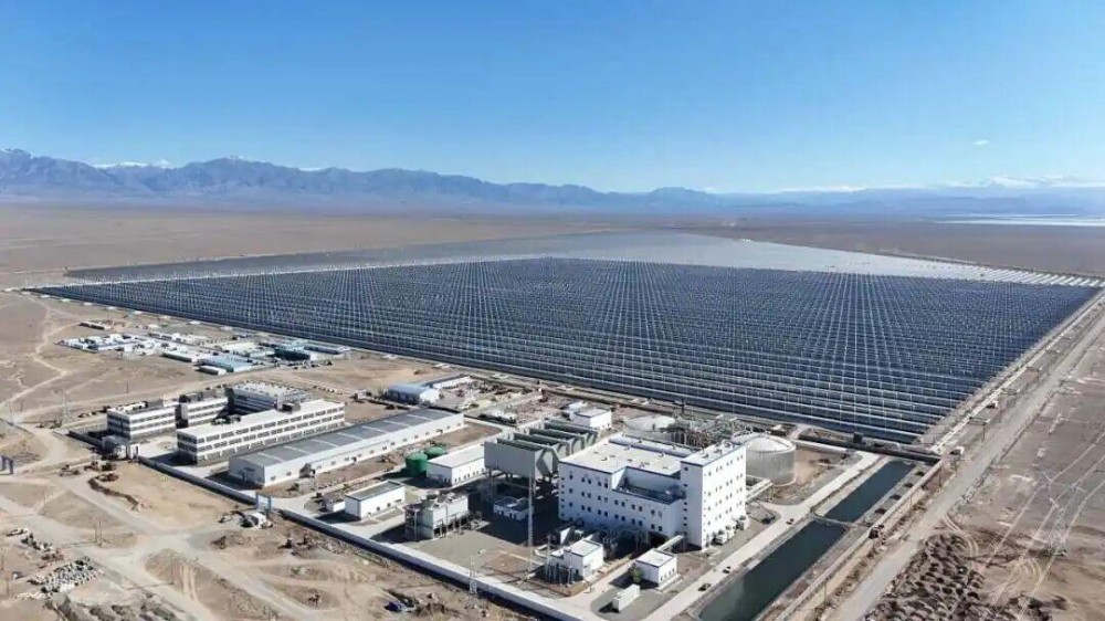 三峡哈密100兆瓦线性菲涅尔光热项目顺利完成14天试运行