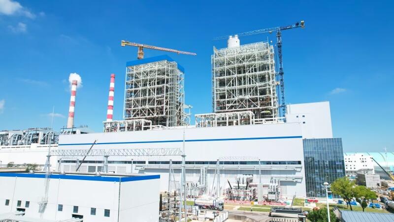 中国能建西南院总承包的淮南洛河电厂四期2×1000兆瓦煤电项目7号机组辅汽吹扫、锅炉空气动力场试验顺利完成